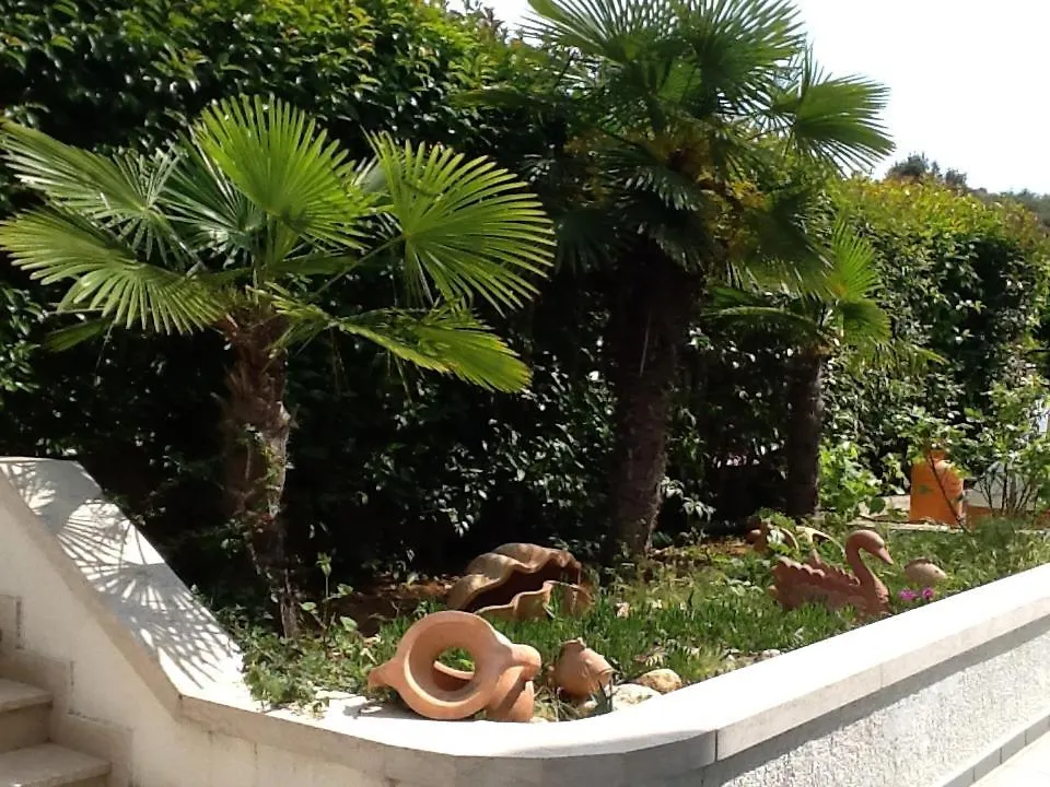 Pansion Manuela Guest House Vrsar